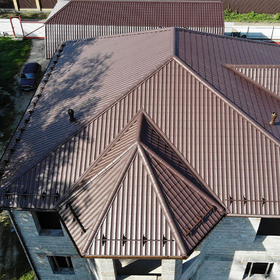 Монтаж сложной крыши и кровли в Харабалях и Астраханской области